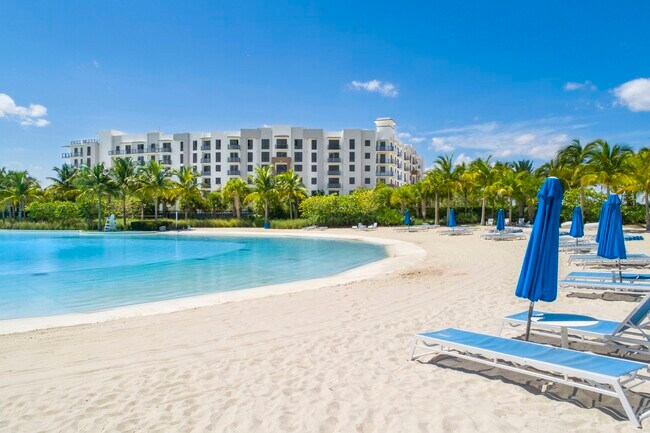 The beach Laguna SoLe - SoLe Mia Rentals