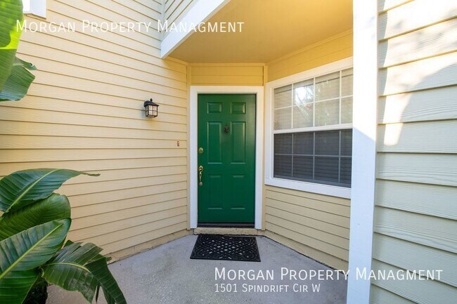 Building Photo - Elegant Neptune Beach Town Home w/ Amazing...