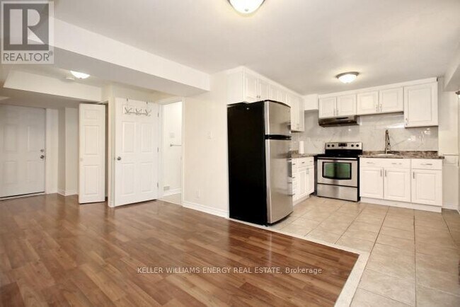 Building Photo - 1646 Quail Run Dr