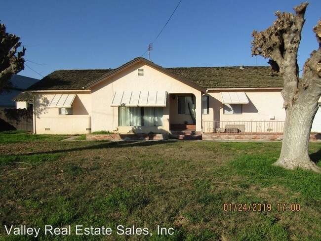 Building Photo - 3 br, 1 bath House - 29066 Sullivan Rd.