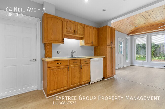 Building Photo - Nice Neil!! 3 BED main floor apartment in ...