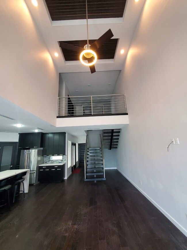 Building Photo - 6732 N 4th St