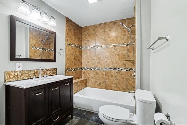 Building Photo - 4200 S Derbigny St