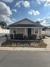 Building Photo - 1205 Ave F