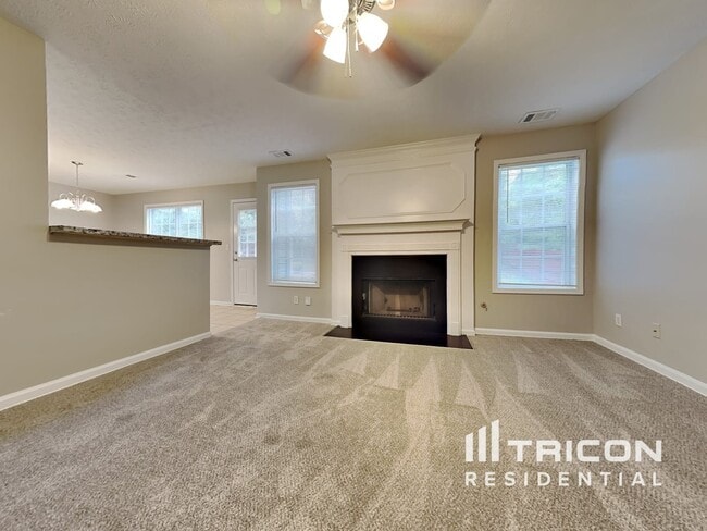 Building Photo - 3362 Kittery Dr SW