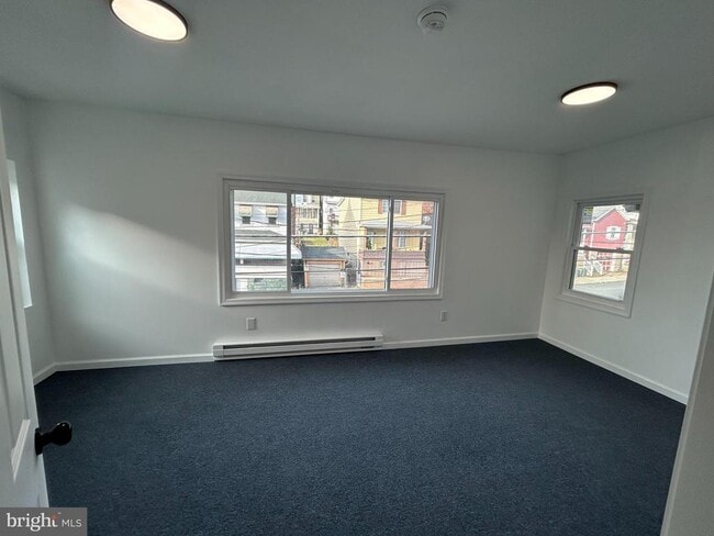 Building Photo - 222 W Patterson St