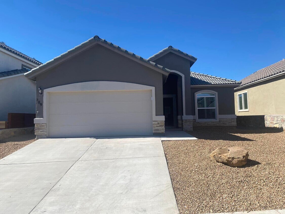 289 Glenlivet Way, Horizon City, TX 79928 House Rental in Horizon