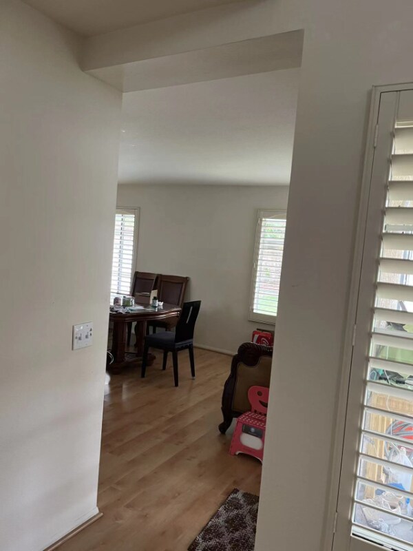 Foto del edificio - 16132 Singing Hills Dr