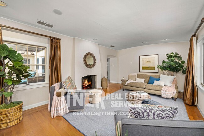 Foto del edificio - Fabulous 3 bedroom Bungalow in East Sacram...