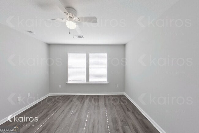 Foto del edificio - 158 Cottage Grove Rd
