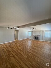 Building Photo - 1435 Riviera Dr