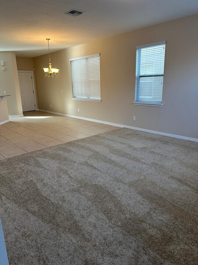 Foto del edificio - 7624 Sutherton Ln