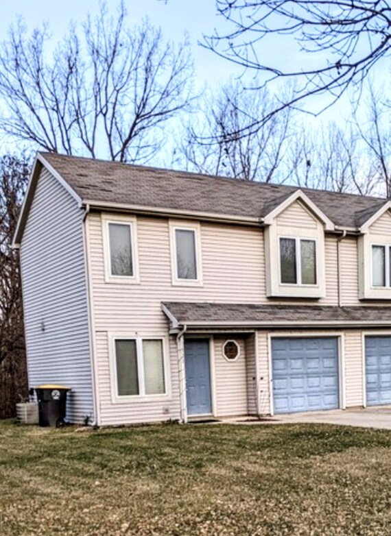 Foto del edificio - 1523 Fieldstone Dr