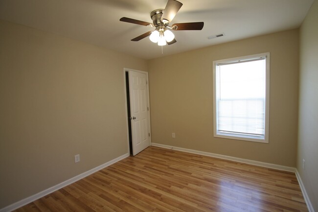 Building Photo - Exclusively Offered by Muse Realty Rentals...