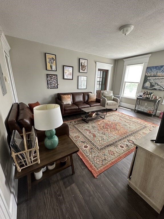 Primary Photo - 357 K St