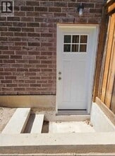 Building Photo - 560 Landgren Ct