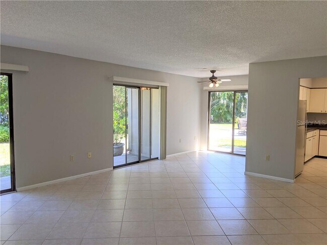 Building Photo - 2204 Bahia Vista St