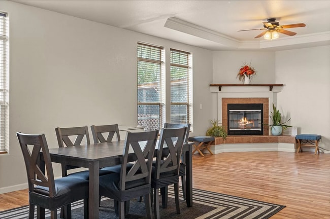 Building Photo - Navajo