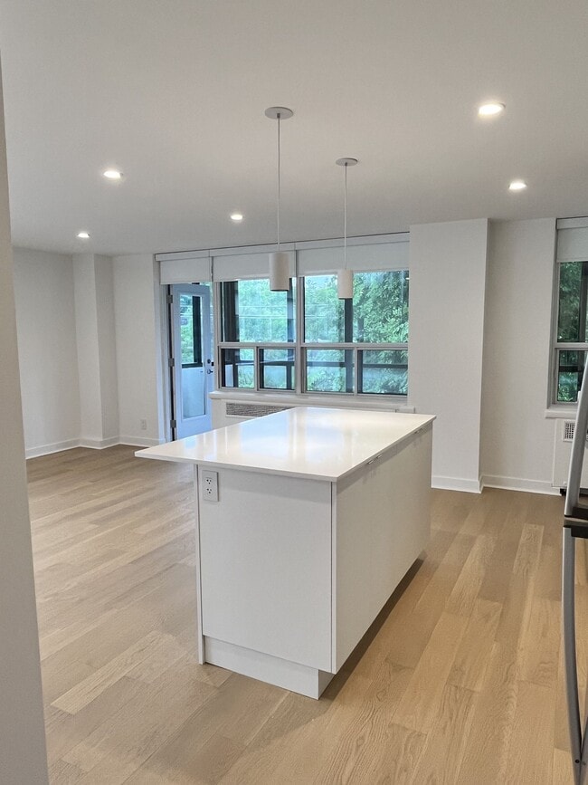 Photo du bâtiment - 755 Avenue Rd