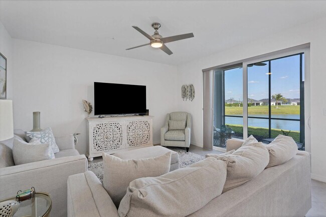 Foto del edificio - 14267 Heritage Landing Blvd