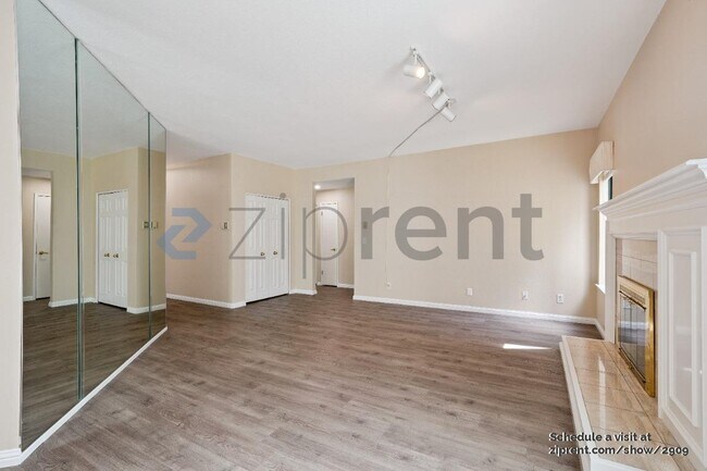 Foto del edificio - 25 Cove Ln