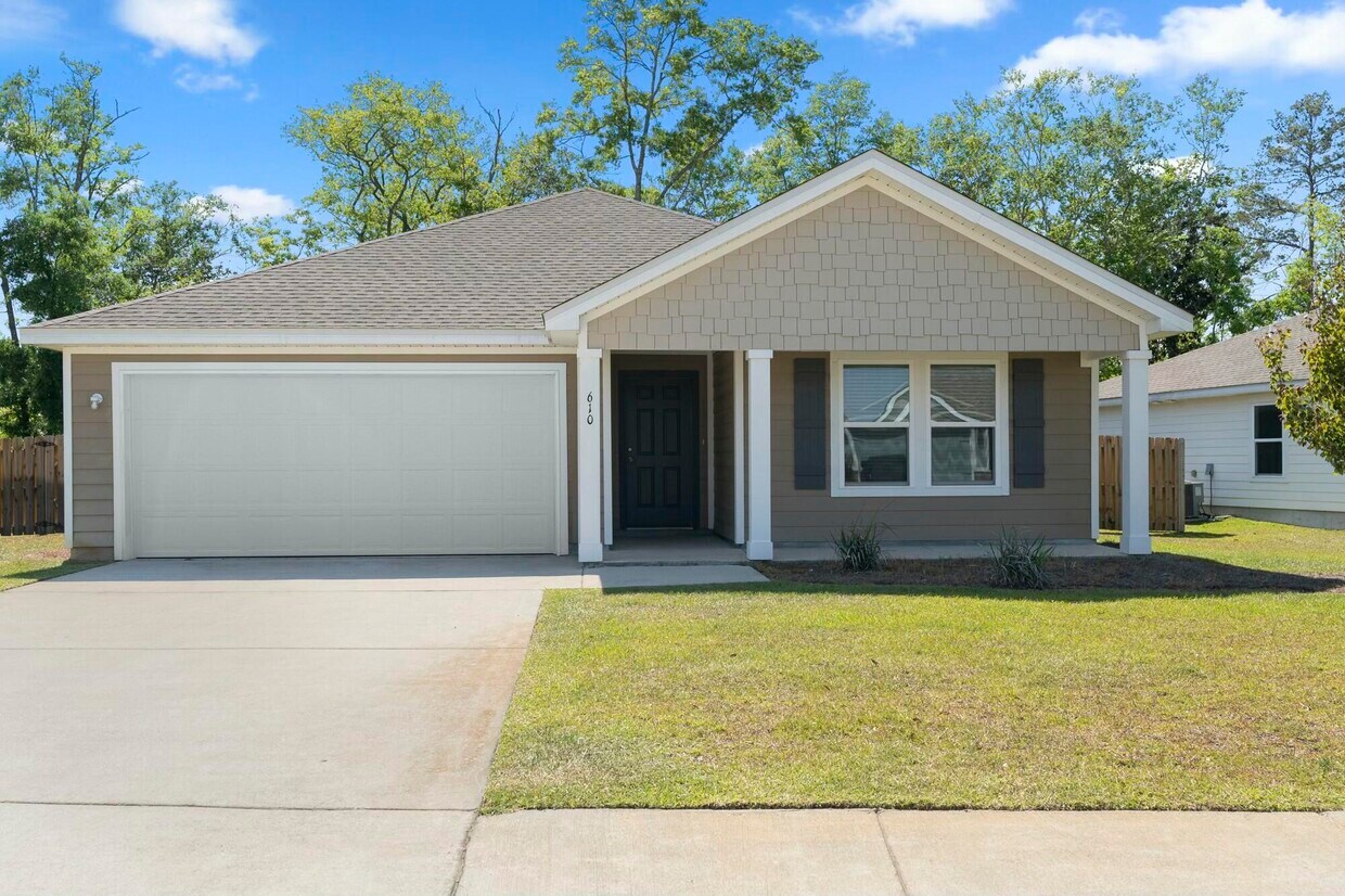 Primary Photo - 610 Riverwalk Cir