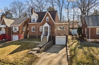 Building Photo - 4125 Tuxey Ave