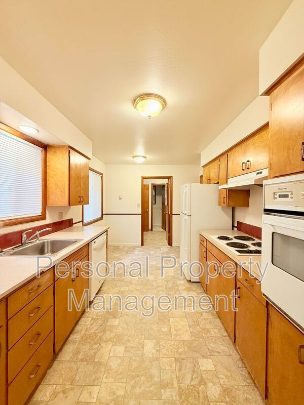 Foto del edificio - 4613 NE 39th Ave