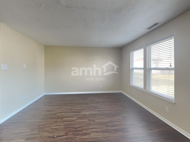 Foto del edificio - 6614 W Jefferson Ct