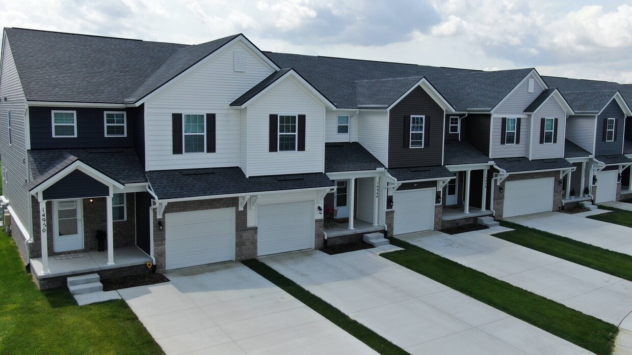 Aria of Shelby Apartments in Shelby Township, MI