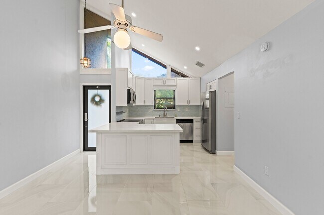 Foto del edificio - 9301 SW 130th St