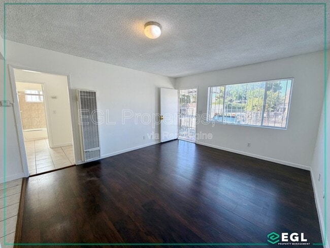 Photo - 126 Jullien St Apartment