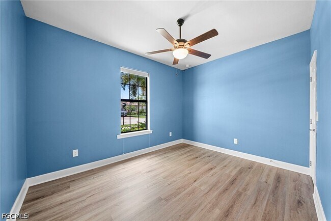 Building Photo - 3685 E Hampton Cir