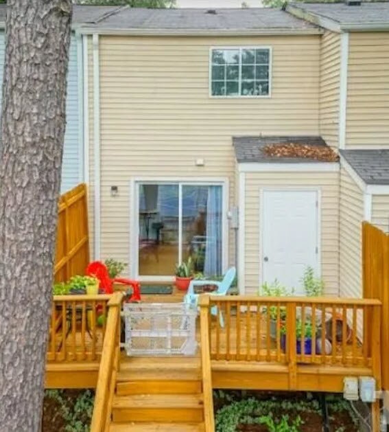 Foto del edificio - 7711 Crown Crest Ct