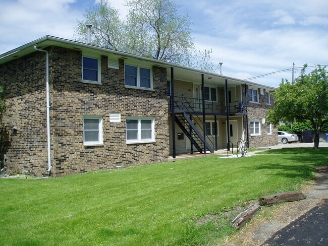 Building Photo - 316 Cedar St