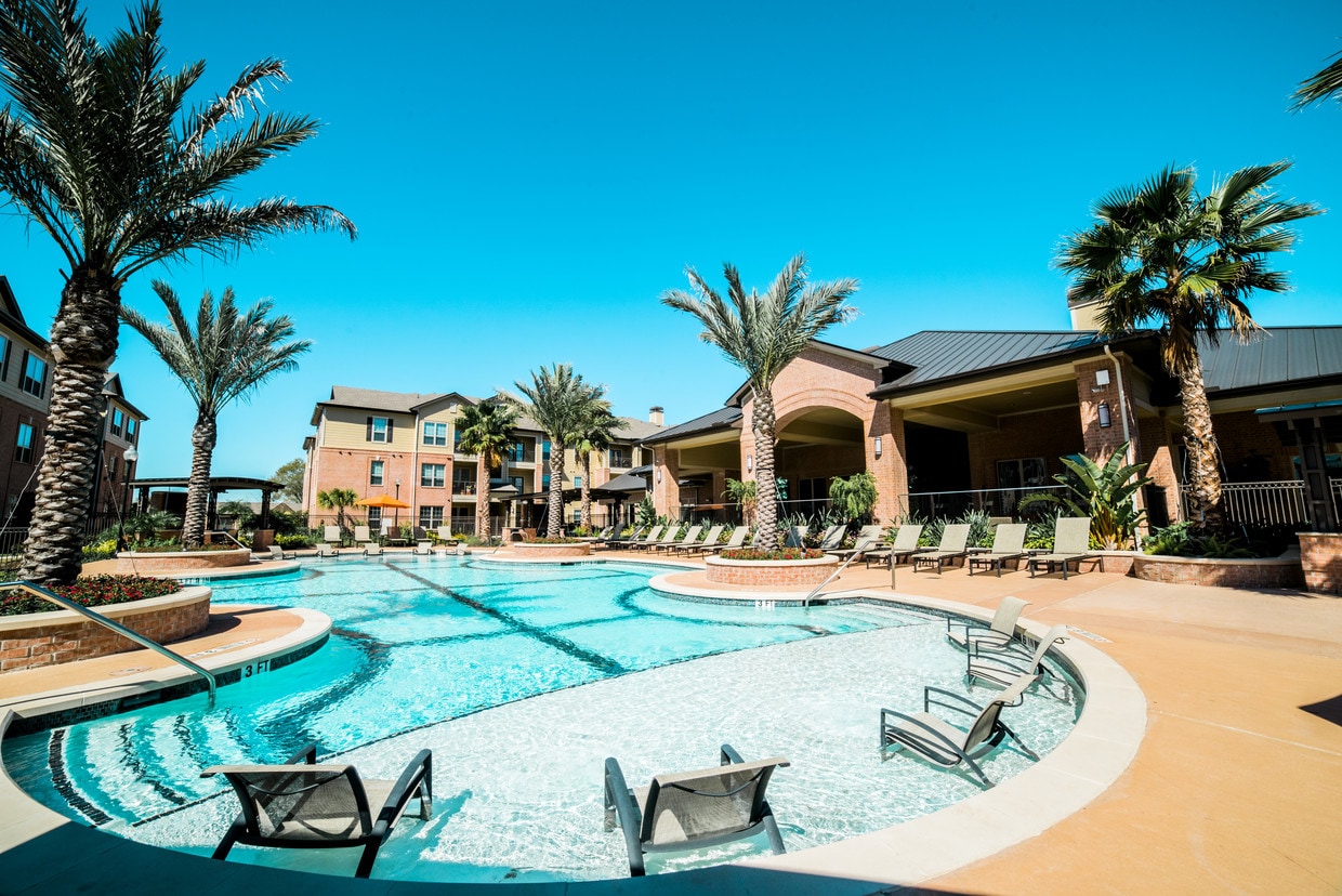 Sunrise Briar Forest Apartments Houston, TX