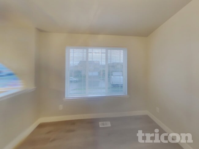 Building Photo - 4518 S 79th St