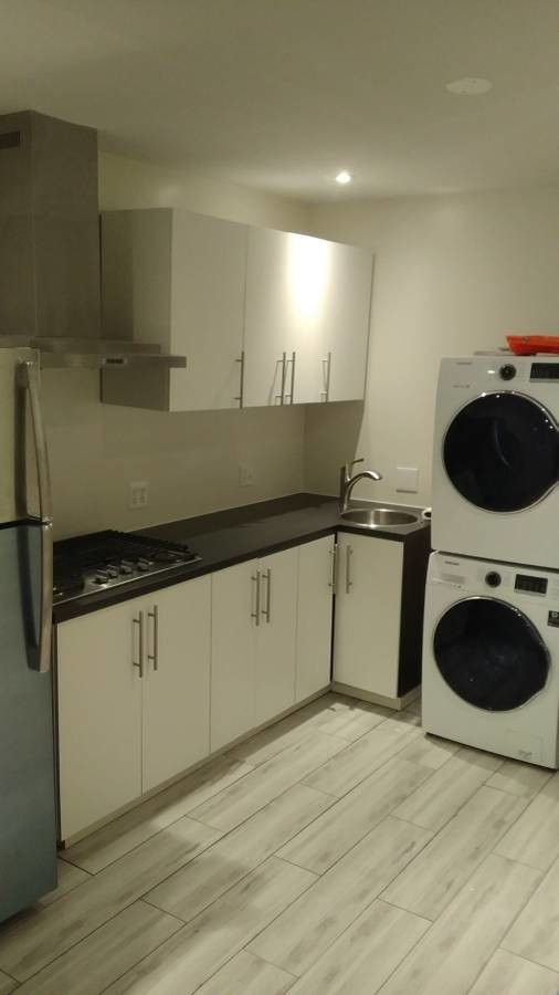 Foto del edificio - 1609 Spence St