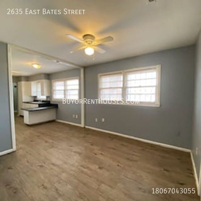Building Photo - 2635 E Bates St