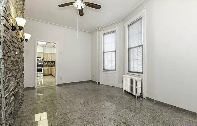 Foto del edificio - 48 Jefferson Ave