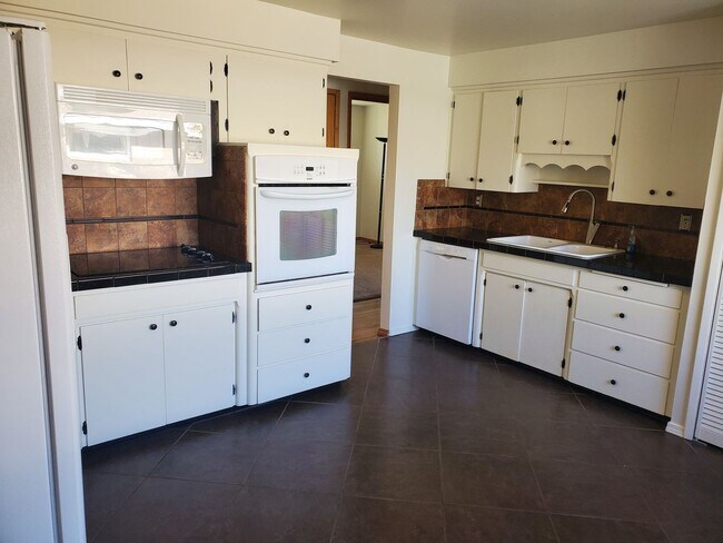 Foto del edificio - Indian Trail Corner Lot Home