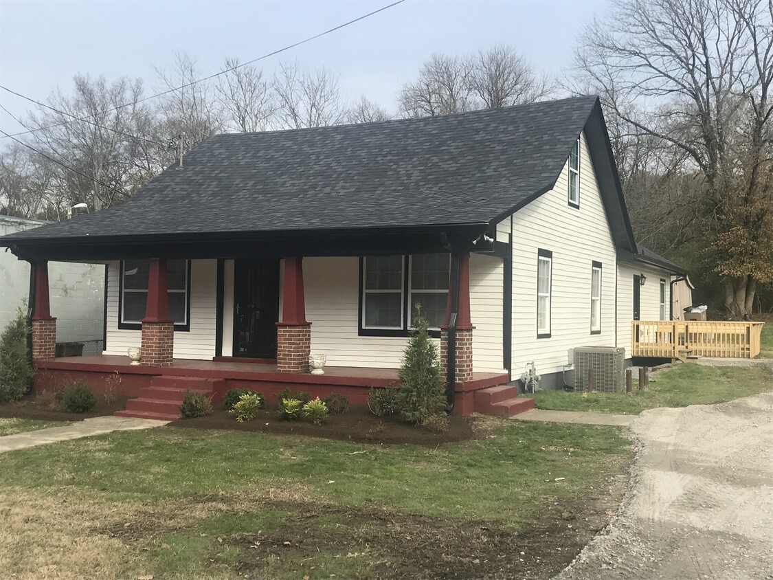 Building Photo - 2523 Whites Creek Pike