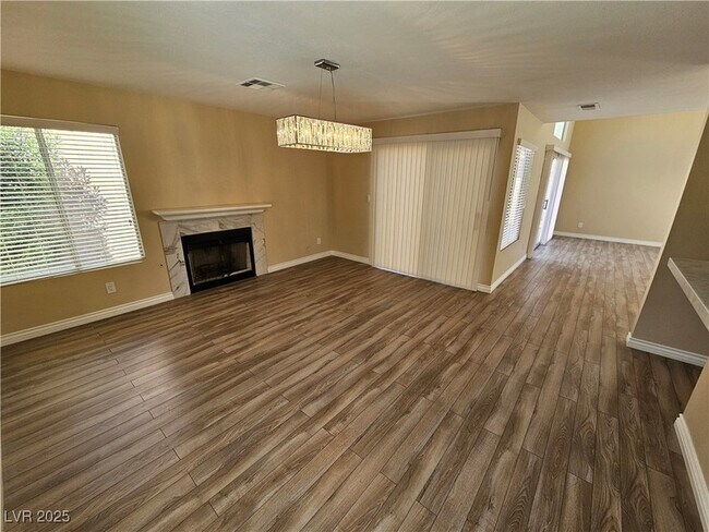 Foto del edificio - 2705 Kennington Cir