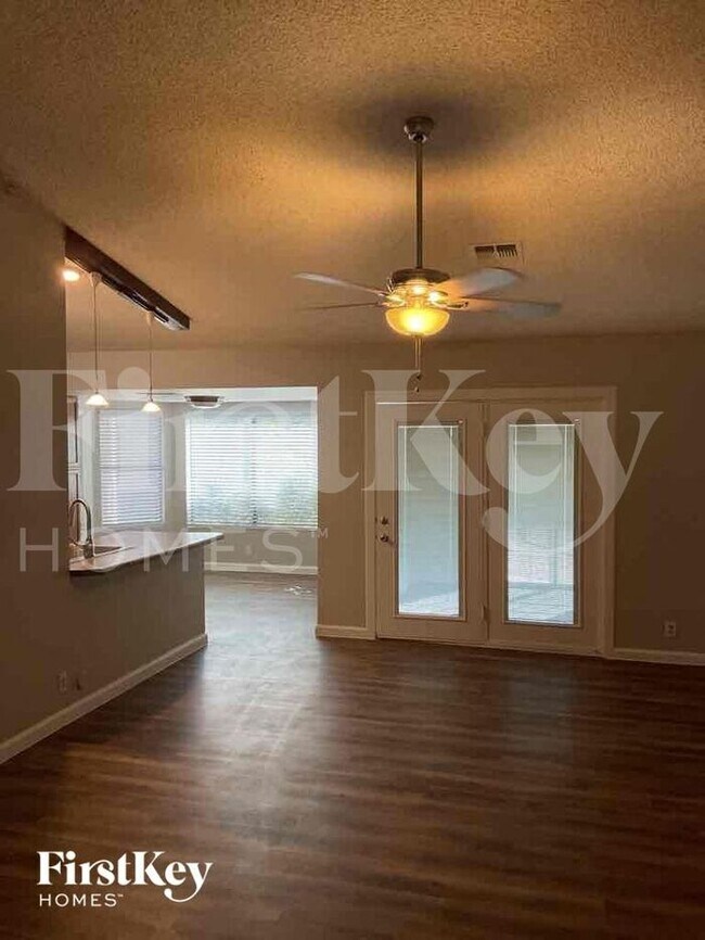 Foto del edificio - 6268 N 88th Ave