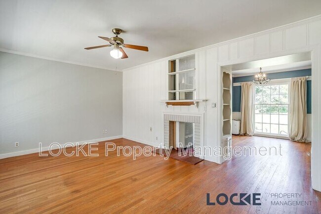 Foto del edificio - 4328 Calmont Ave