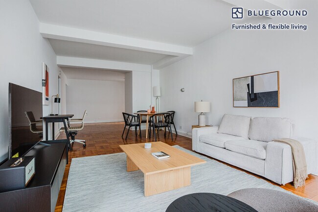 Foto del edificio - 300 E 57th St