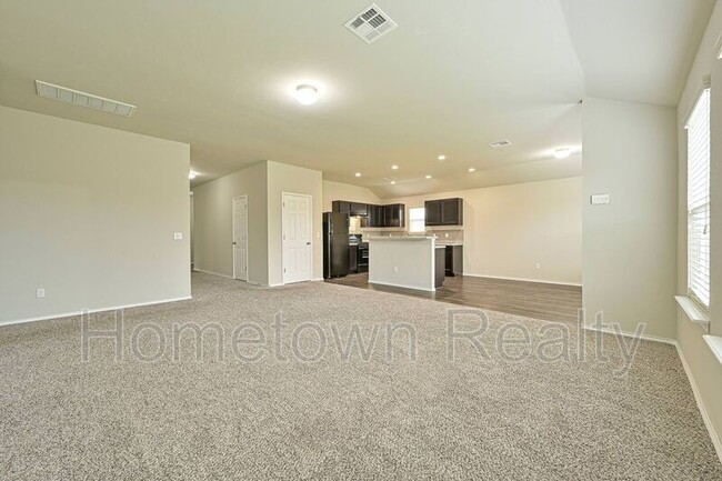Building Photo - 4817 Fieldstone Dr