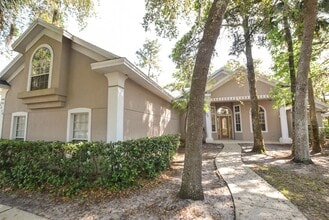 Building Photo - 5313 Lake Bluff Terrace
