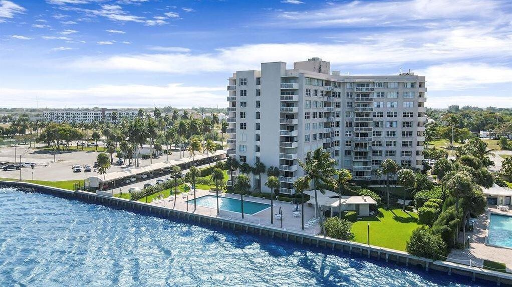 Foto principal - 2600 N Flagler Dr