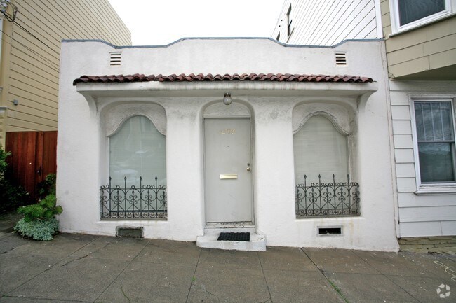 Building Photo - 1450 Castro St
